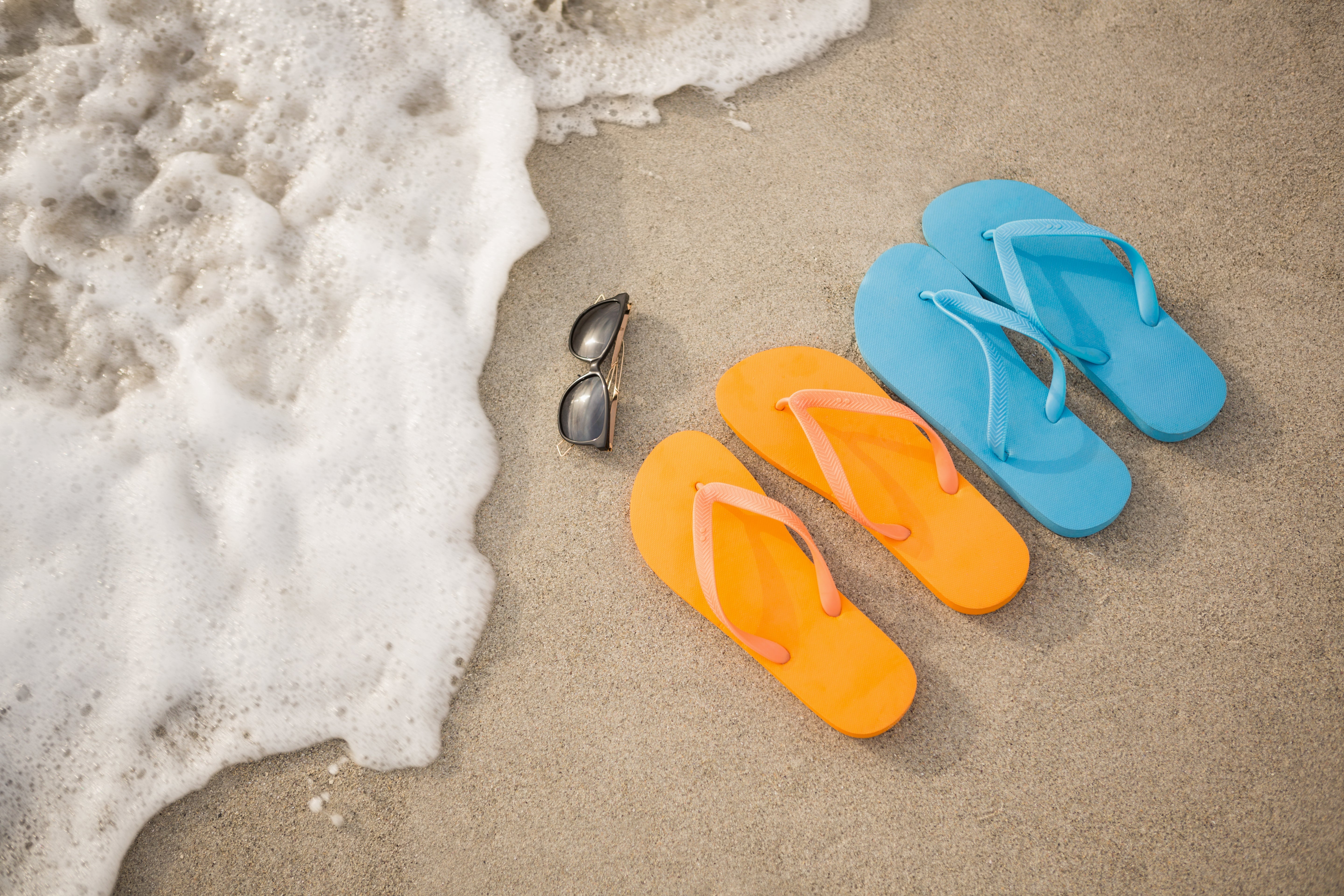 Ultimate Guide to Non-slip Beach Sandals for Comfort & Style