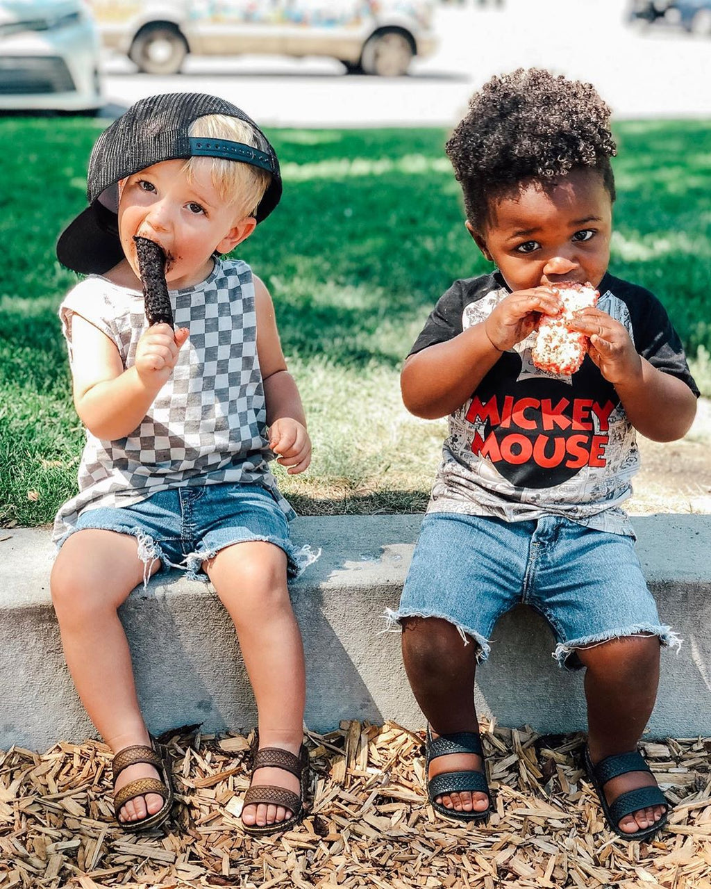 J-Slips Hawaiian🌴Toddler Kids Sandals in Classic Colors w/ Back Strap 🌊