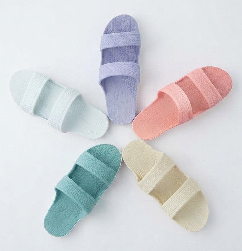 J-Slips Hawaiian Girls Sandals – Lightweight, Comfortable Slip-On Beach Slides in Fun Pastel Colors Main image
